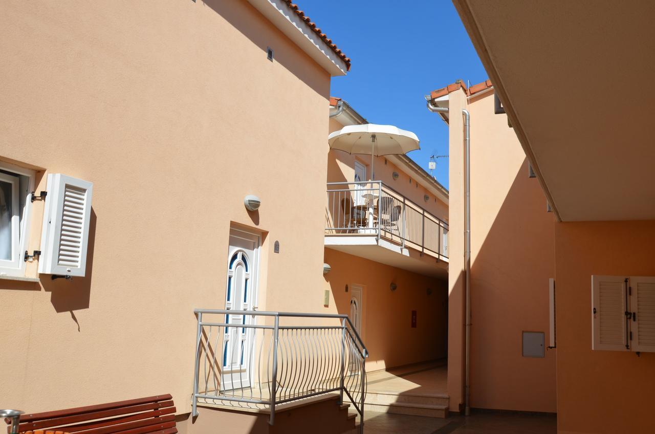 Apartments Materada Residence Porec Exterior photo